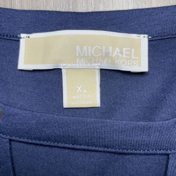 MICHAEL Michael Kors V-Neck Tee XL - Picture 6 of 7